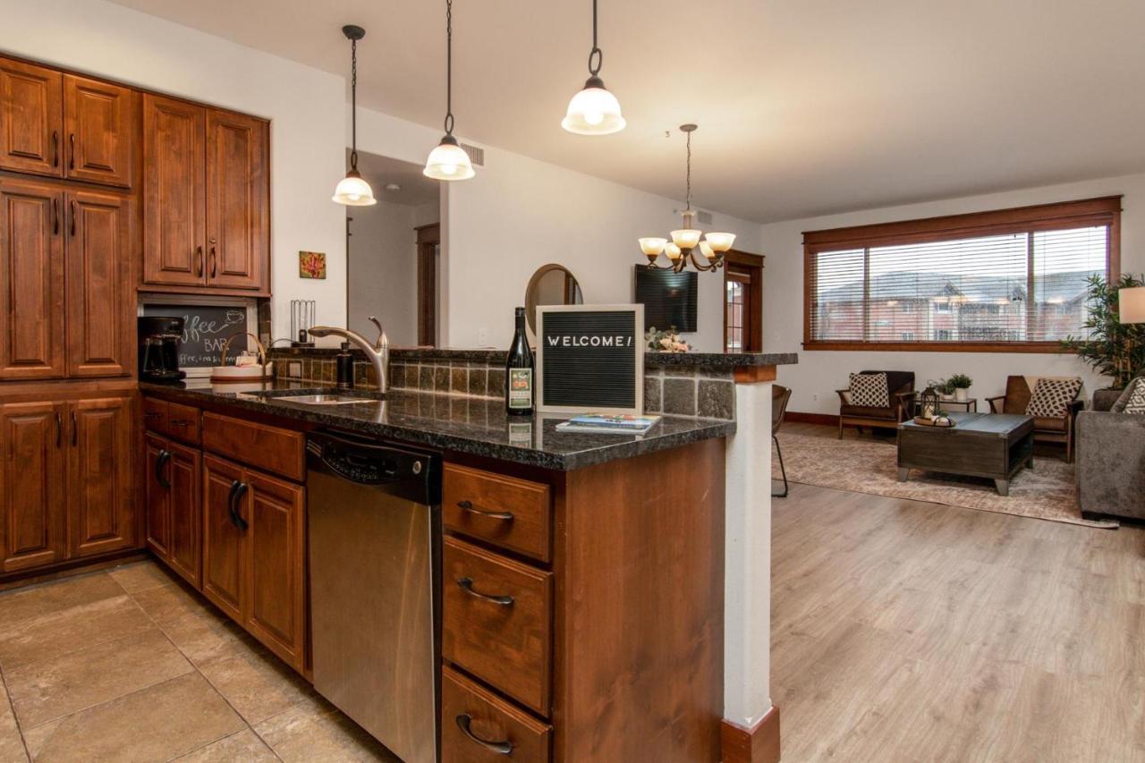 Modern Riverstone Condo With Grand Deck - Steps To Shops, Restaurants, Trails And River Coeur d'Alene Εξωτερικό φωτογραφία