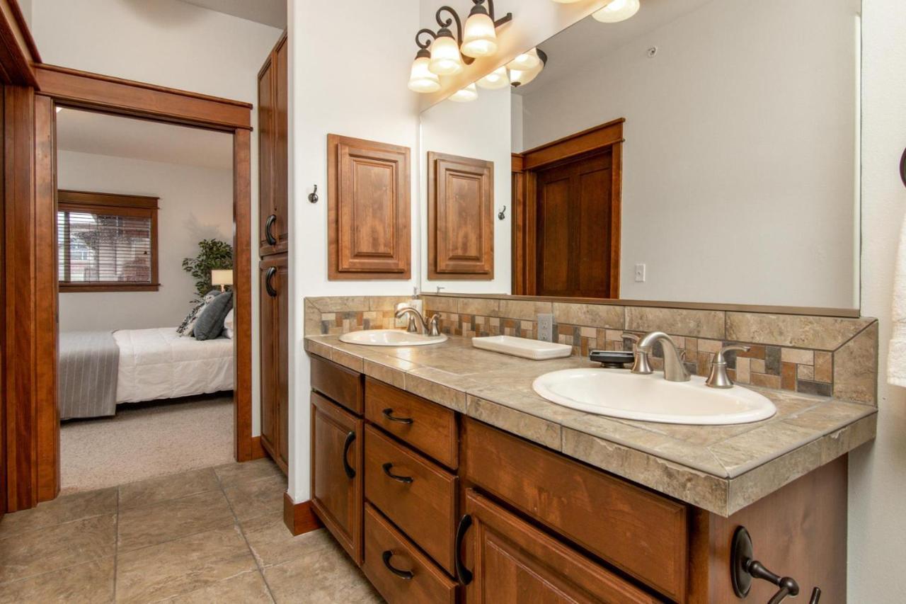 Modern Riverstone Condo With Grand Deck - Steps To Shops, Restaurants, Trails And River Coeur d'Alene Εξωτερικό φωτογραφία